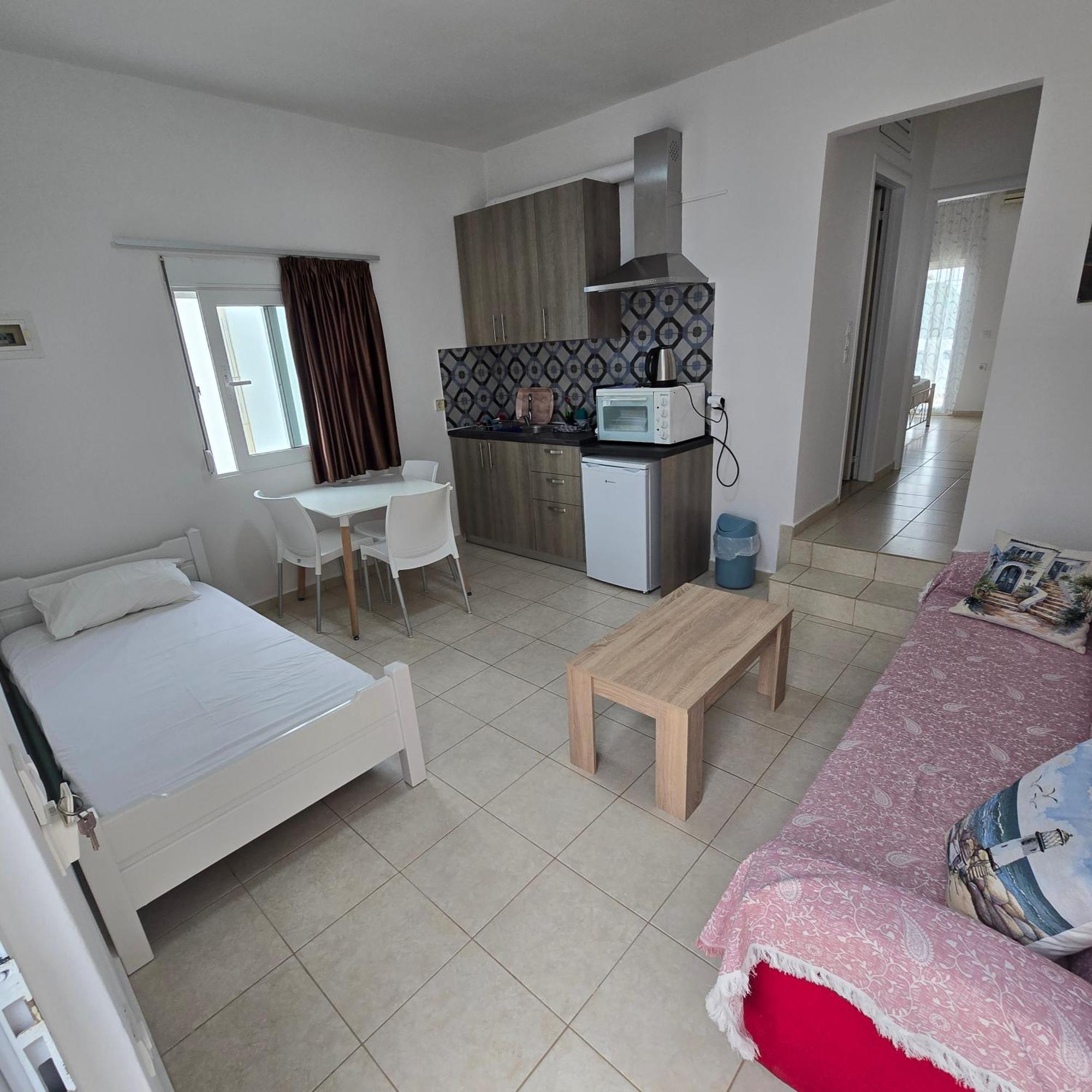 Soula Appartments Makrýgialos Стая снимка