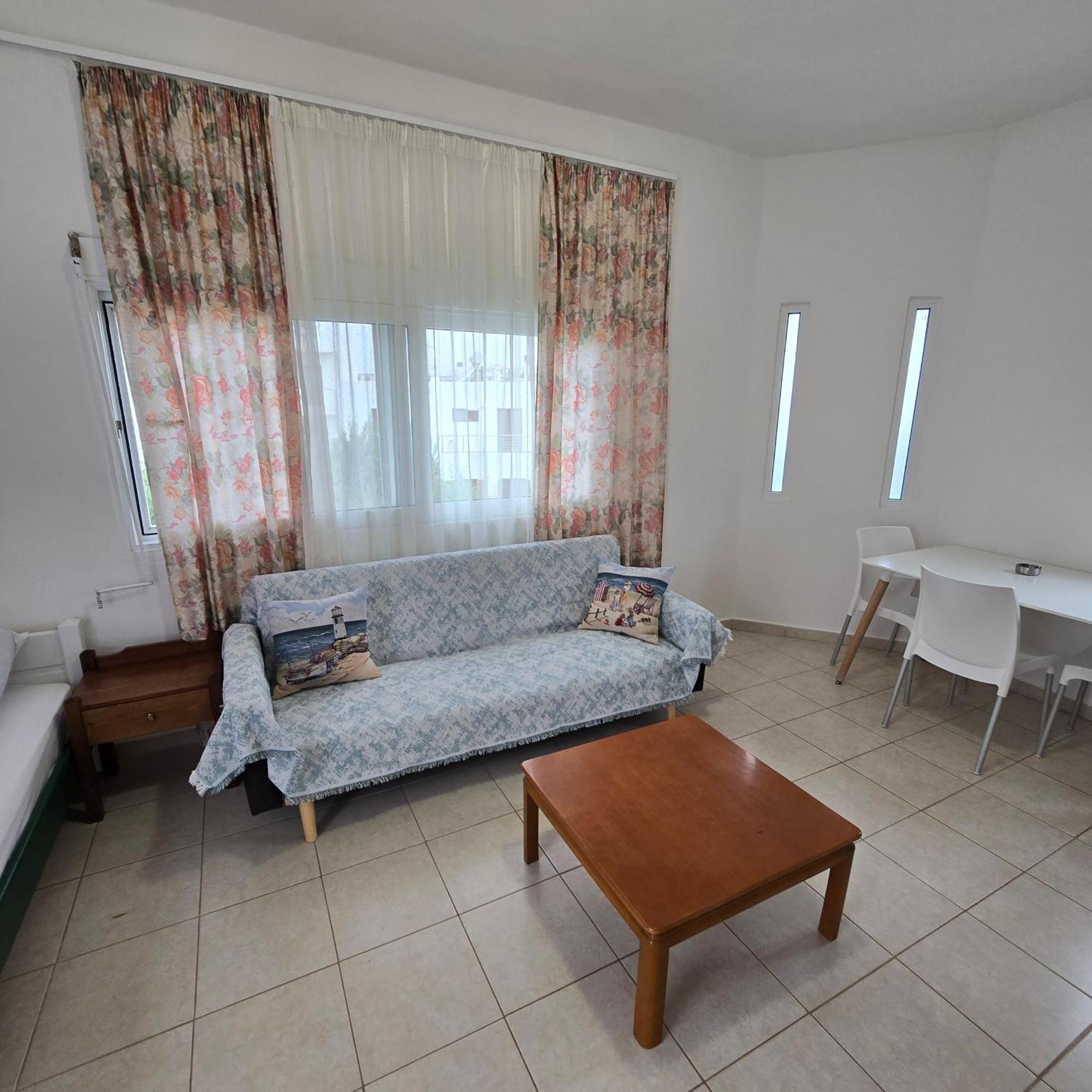 Soula Appartments Makrýgialos Стая снимка